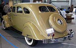 MHV Chrysler Airflow 02.jpg
