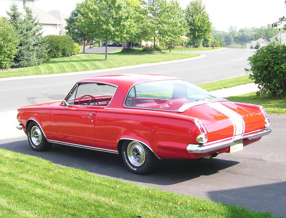 Файл:1965 Plymouth Barracuda Formula S.jpg