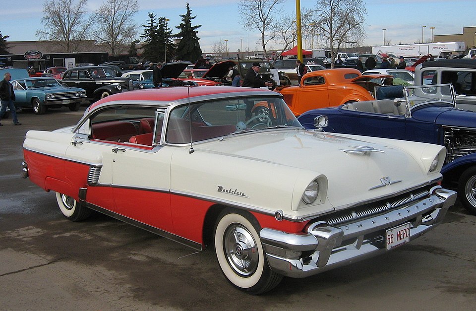 Файл:1956MercuryMontclair.jpg